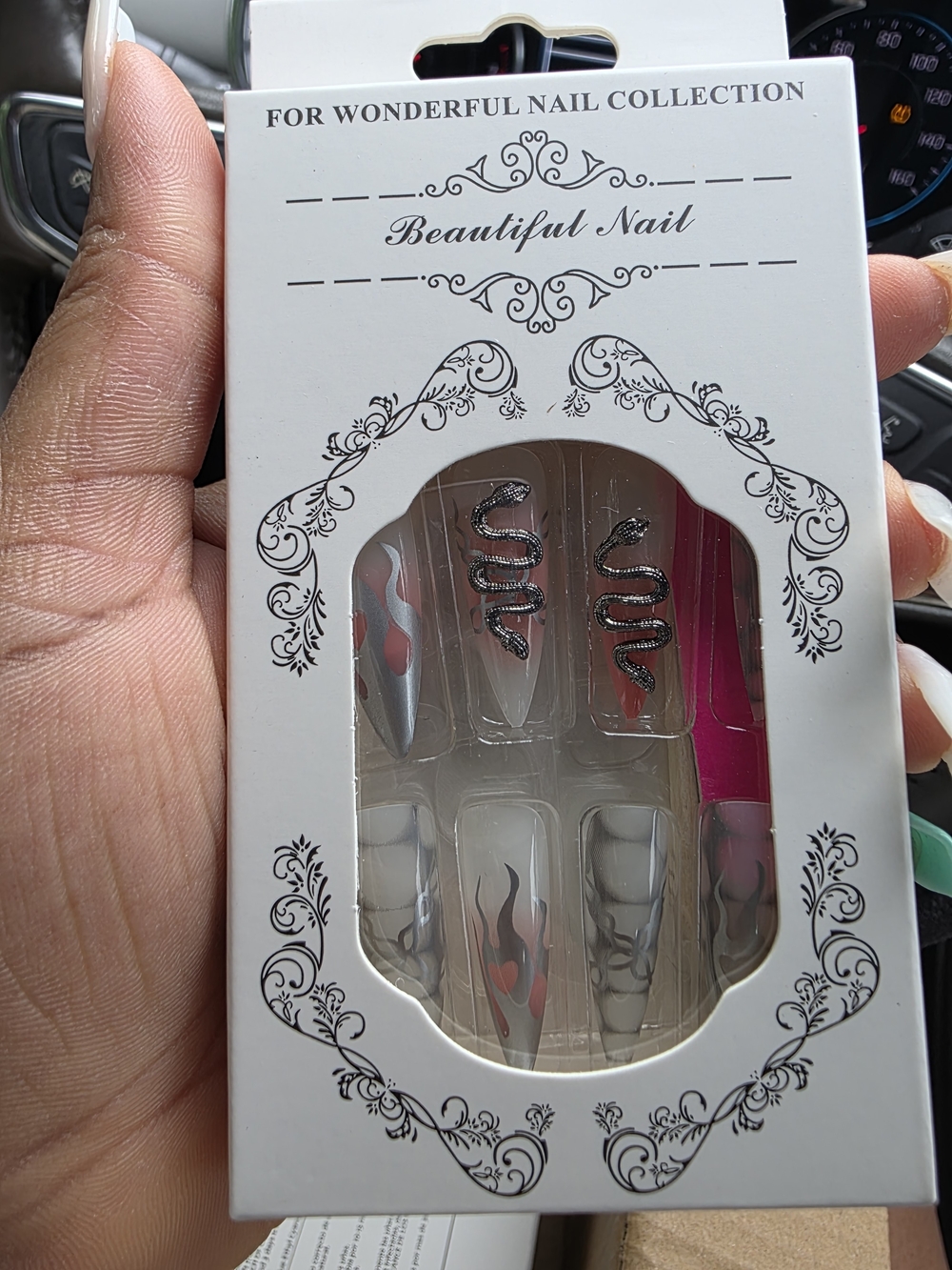 Beautiful Nail Press-On Set with Flame & Snake Designs - White, Black, Red